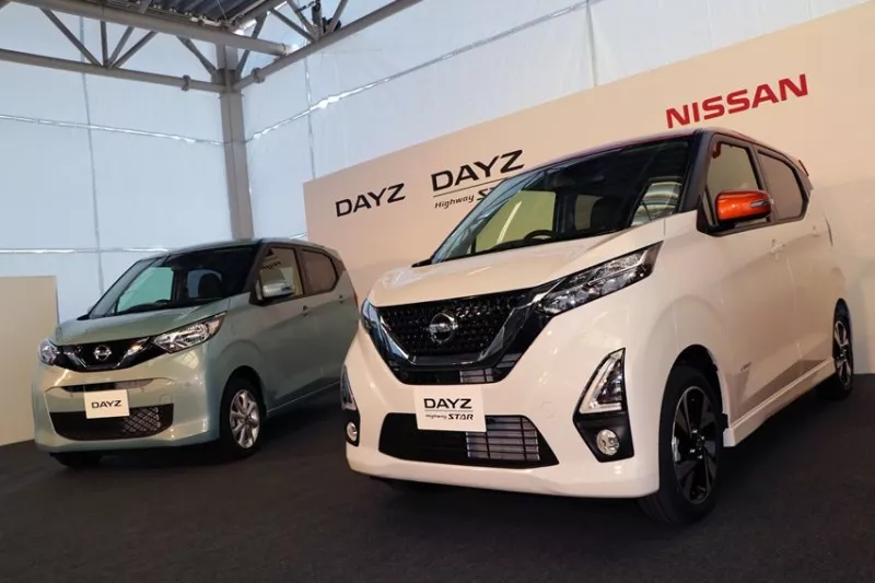Aliansi Nissan-Mitsubishi Luncurkan Livina Versi Mungil