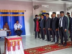 30 Anggota PPK Kecamatan Kabupaten Butur Resmi di Lantik, Ketua KPU Butur: Tetap Solid Dalam Menjalankan Tugas