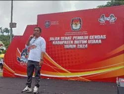 Sosialisasi Pemilih Cerdas Menuju Pilkada Damai 2024, KPU Butur Gelar Jalan Sehat