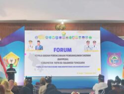 Forum Kepala Bappeda Se-Sultra Tahun 2024 Resmi Dibuka, Bupati Butur Harap Ada Komitmen Bersama Tingkatkan Infrastruktur Jalan dan Investasi Melalui Aspal Buton
