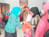TP PKK Buton Utara Berbagi Berkah Ramadan, 60 Paket Sembako Disalurkan untuk Lansia di Kulisusu