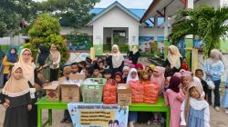 Tanamkan Kepedulian Sejak Dini, Siswa TK Negeri Tandai Bale Berbagi Takjil di Bulan Ramadan