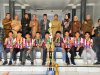 Pemkab Buton Utara Beri Apresiasi Juara Direktur Cup I, Tim Sepak Bola SMAN 2 Kambowa Terima Penghargaan dari Bupati